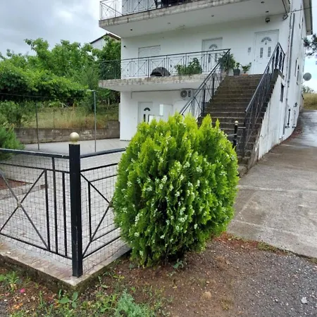 Home Garden And Big Parking Tripoli Exterior photo